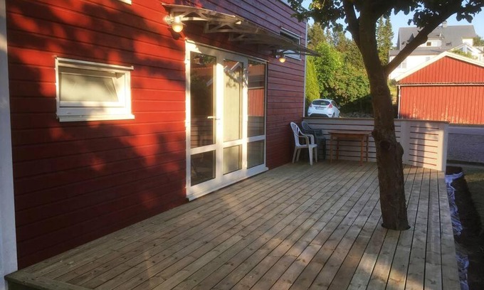 Askim Casa | Mini-hus -- , natur, bad, shopping bussar Göteborg