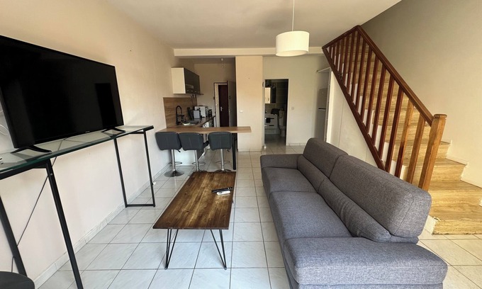 Borgo Casa | Mini Villa T3 Duplex+studio 100m2. Proche de la Plage, Idéal Pour les Familles