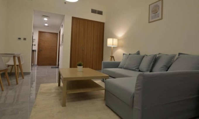 Dubai Apartamento | Minimalist lovely studio - Entire rental unit