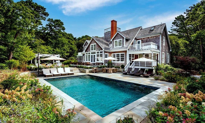 Tisbury Casa | Mink Meadows Escapada de lujo con piscina