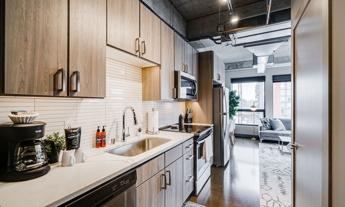 Warehouse District Apartamento | Minnestay * City Loft 41 ★ Estudio de la esquina ★ Paseo al tren ligero ★ Ubicación North Loop