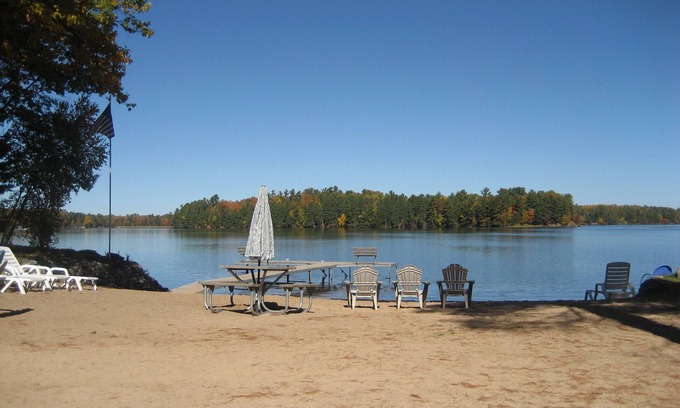 Minocqua Cabaña | Minocqua 2br Casa del Lago, Playa, y Puerto del barco