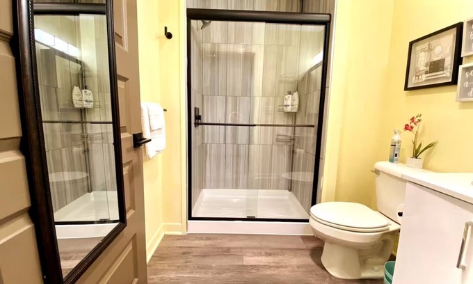 Midtown Apartamento | ~Mins to DMC/Perfect for Monthly stays!