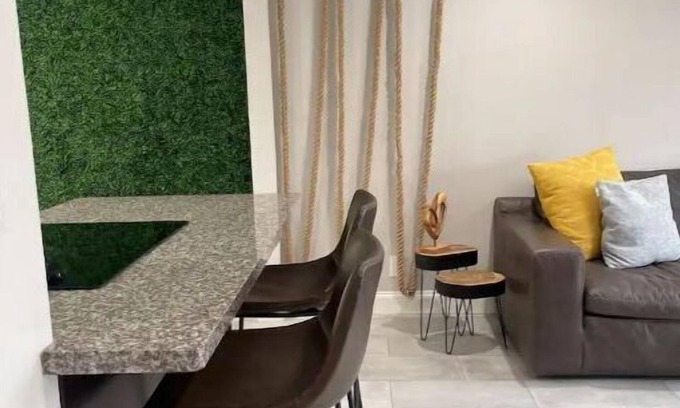 Downtown Fort Lauderdale Casa | Mins to downtown/airport, backyard & free parking