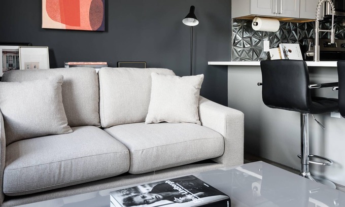 Near Southside Apartamento | Mins to Downtown, Ballpark, Arch | Aparcamiento gratuito + W&D | Zencity en Burdeos