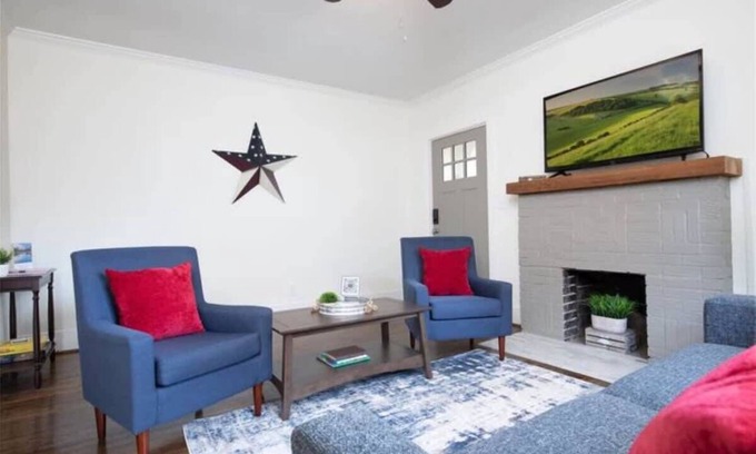 Norwood Casa | Mins to Downtown & Top Golf - Historic at Norwood