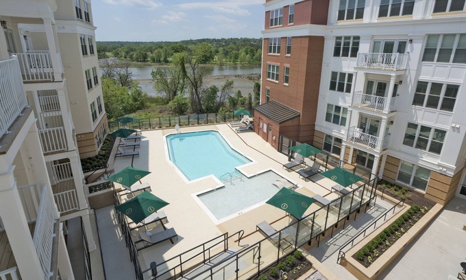 Southwest Quadrant Apartamento | Mint House Alexandria - Old Town