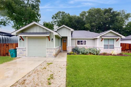New Braunfels Casa | Mint Julep