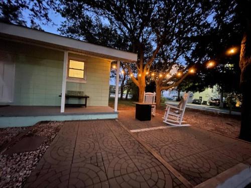 Crescent Beach Apartamento | Mint Mermaid/walk 2 beach/pets ok/Golf Cart option