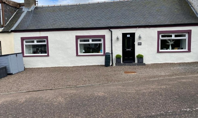 Leadhills Casa | Minton cottage