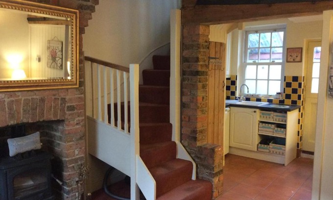 Hythe Casa | Minty Cottage