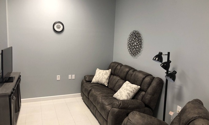 Iuka Apartamento | Minutes from Pickwick Lake & 3 boat Landings. Boat Parking with 110v access.