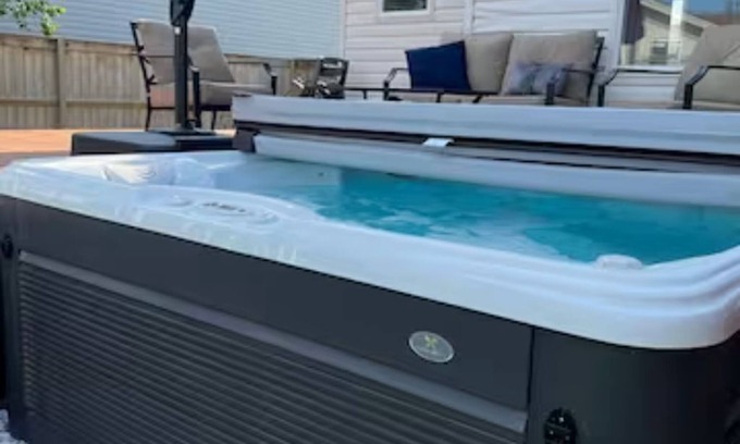 Sylvan Lake Casa | Minutes to beach with new hot tub and rec room....Sylvan Oasis and hidden gem!!!