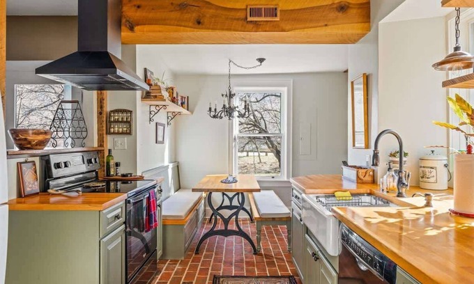 Bolivar Cabina | Minutes to Downtown Harpers Ferry, Hot Tub