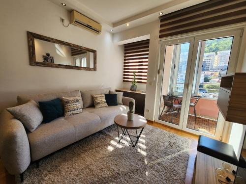 Rozino Apartamento | MiraBlu - New Modern Apartment - FREE parking