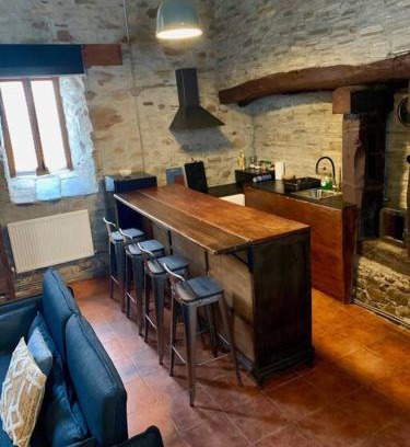 Ponferrada Apartamento | Mirador Yellow Door