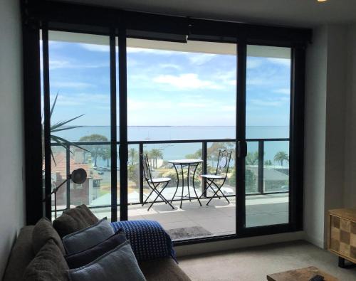Geelong Apartamento | MIRAMAR APARTMENTS 2 Bedroom Apartment with Bay Views on the Geelong Waterfront - 0504