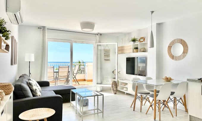 Caleta de Velez Apartamento | MIRAMAR BEACH CALETA DE VÉLEZ MÁLAGA