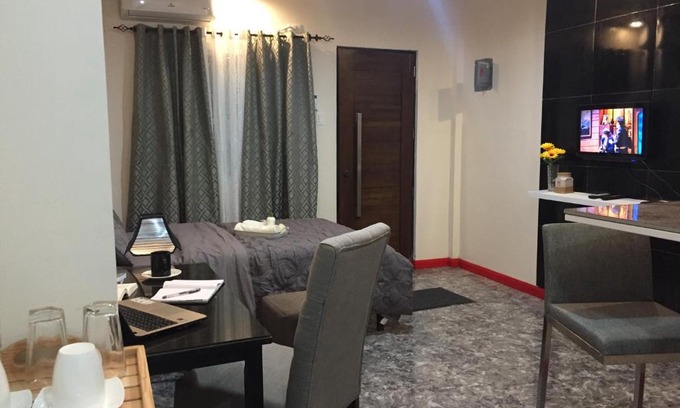 Daet Apartamento | Mirasol Residences