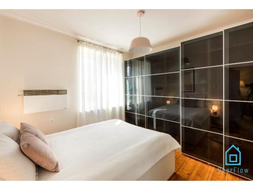 Zaspa Casa | Mirror Room