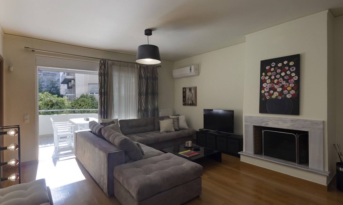Makrigianni Apartamento | MisaraliotouA3 · 3BR Prime APT a breath away from