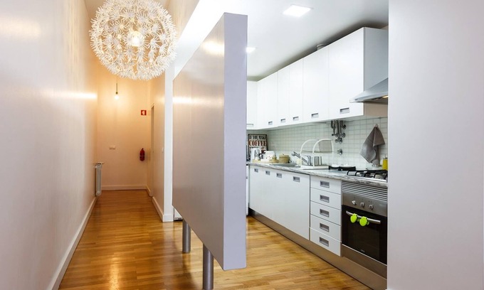 Encarnacao Apartamento | Misha s Place at Bairro Alto