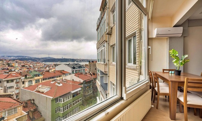 Macka Apartamento | Missafir Charming Flat with Bosphorus View
