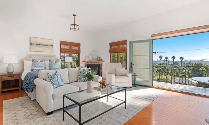 Mission Canyon Casa | Mission Casita - Spectacular Views