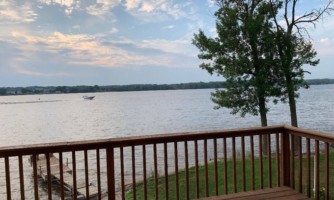 East Moline Apartamento | Mississippi River House