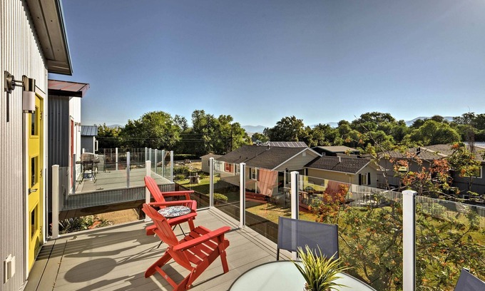 Franklin to the Fort Casa | Moderno pueblo de Missoula w / Deck- 2 Mi. al centro