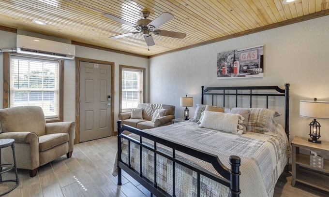 Neosho Apartamento | Missouri Vacation Rental Retreat: Walkable Area!
