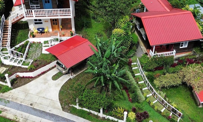 Alto Lino Apartamento | Misty Hills at Finca Katrina - a gorgeous apartment with amazing views