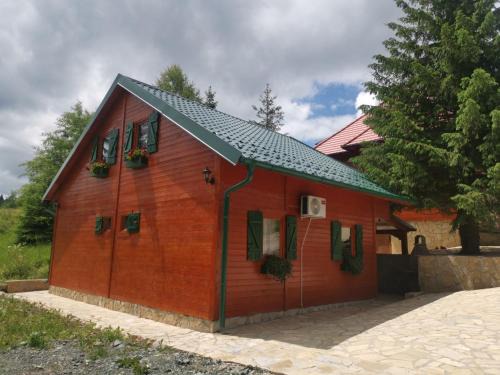Mitrovac Apartamento | Mitrovacka Zora