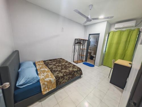 Seremban 2 Casa | MixxHome Seremban 2, One Queen Bed, Private Bathroom