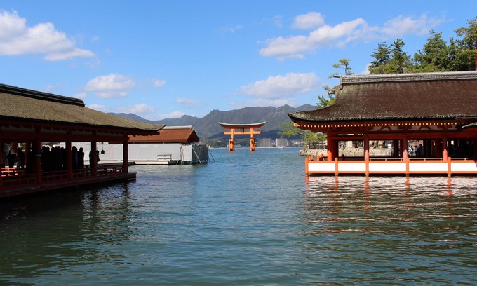 Hatsukaichi Hotel | Miyajima Seaside Hotel