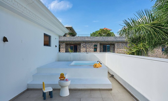Dapeng Hotel | Miyue Shenzhen Tuscan Seascape Holiday