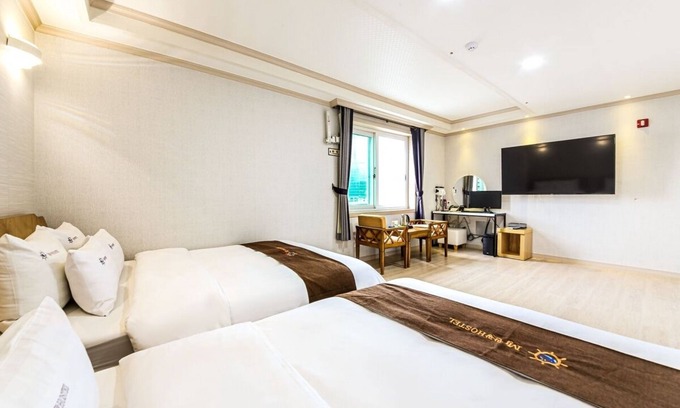 Chongp'o Hotel | MJ Tour Hostel