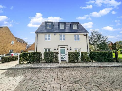 Milton Keynes Casa | MK Cosy & Comfy Corner
