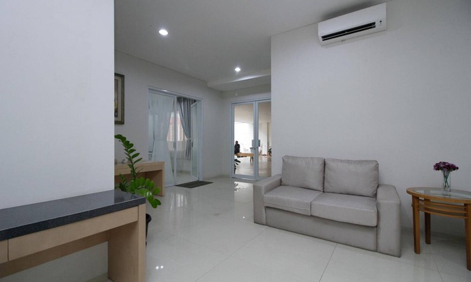 Sudirman Central Business District Cama Y Desayuno | MK House SCBD
