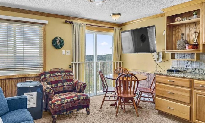 Snowshoe Apartamento | ML358 Calm And Comfortable Quick Access To Trails WiFi Parking