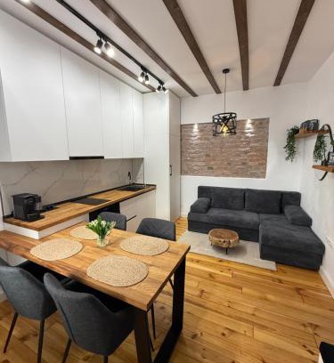 Sibiu Old Town Apartamento | MMA's Apartment - 1 min to Piața Mare