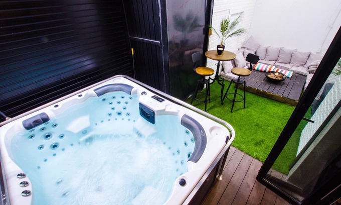 Eulji-ro Hotel | Mmmio II Design Residence Myeongdong