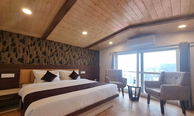 Shimla Hotel | MNP Mountain valley view Shimla