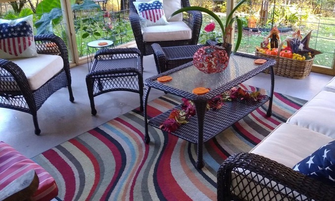 Sylva Casa | Mnt View Cottage. Calm, comfortable and clean