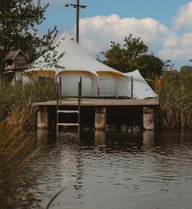 Haveringland Otro | Moat Island Glamping