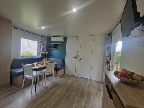 Saint-Antoine-de-Breuilh Apartamento | Mobil-home 4pers avec terrasse