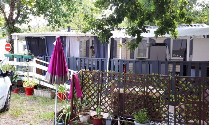 Sainte-Eulalie-en-Born Casa | Mobil Home 6 Personnes Dans Camping Familiale. Animaux de Compagnie Acceptés