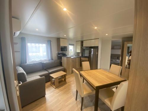Gastes Otro | MOBIL HOME au camping la reserve 4 étoile