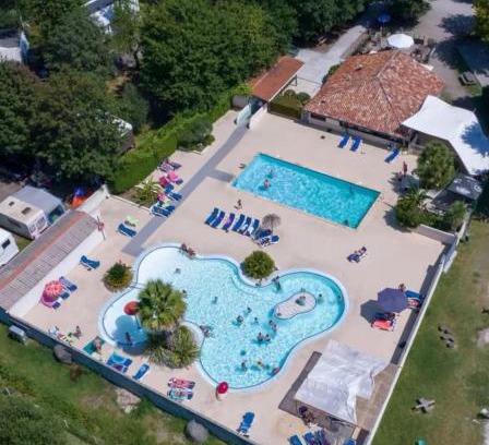 Sainte-Eulalie-en-Born Otro | Mobil home dans camping familial piscine