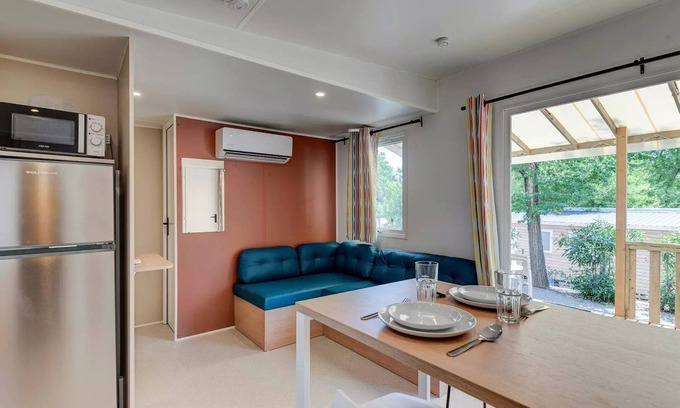 Sevenum Casa | Mobil-home | Premium Azure | 3 Bedrooms | 6 sleeps | Raised terrace | A/C